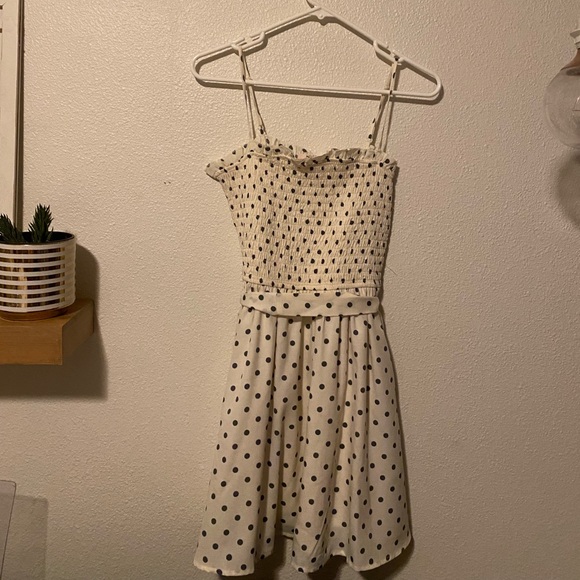 NWT francescas dress - Picture 2 of 3